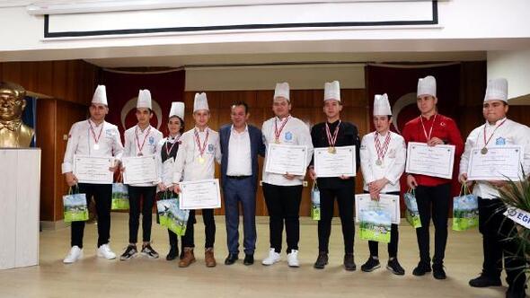 Başkan Özcan, geleceğin aşçılarını tebrik etti