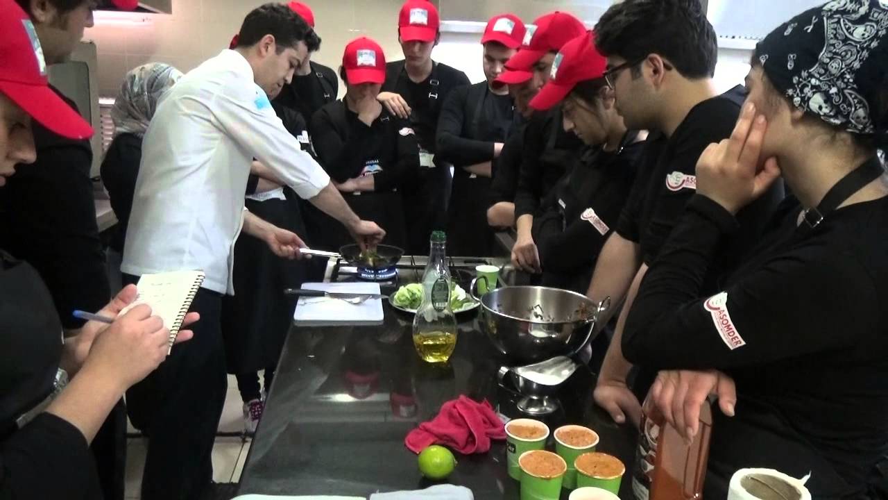 Mengen II. Ulusal Aşçılık Kampı Lise eğitimleri ile  devam ediyor