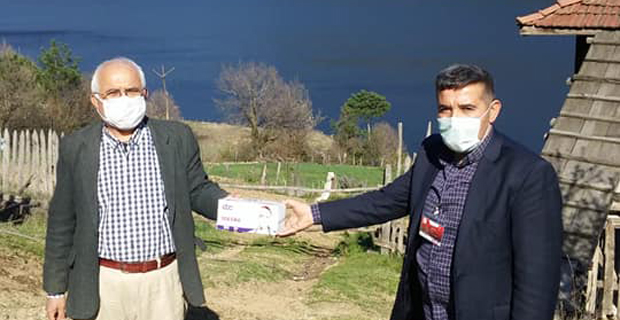 Mengen  Kaymakamlığı Tüm Köy Muhtarlıklarına Maske Dağıtımı Yaptı
