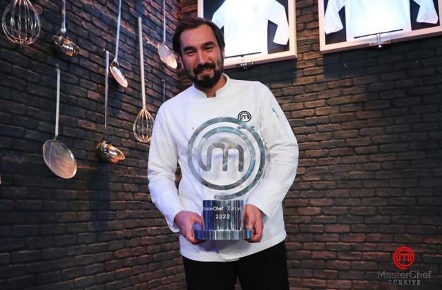 MasterChef Türkiye’nin şampiyonu Mengenli hemşehrimiz Metin Yavuz oldu