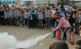 Mengen Cumhuriyet İlkokulunda Yangın Tatbikatı Gerçekleştirildi