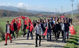 Mengen’de “Şehitlere Saygı ve Doğa Yürüyüşü” gerçekleştirildi