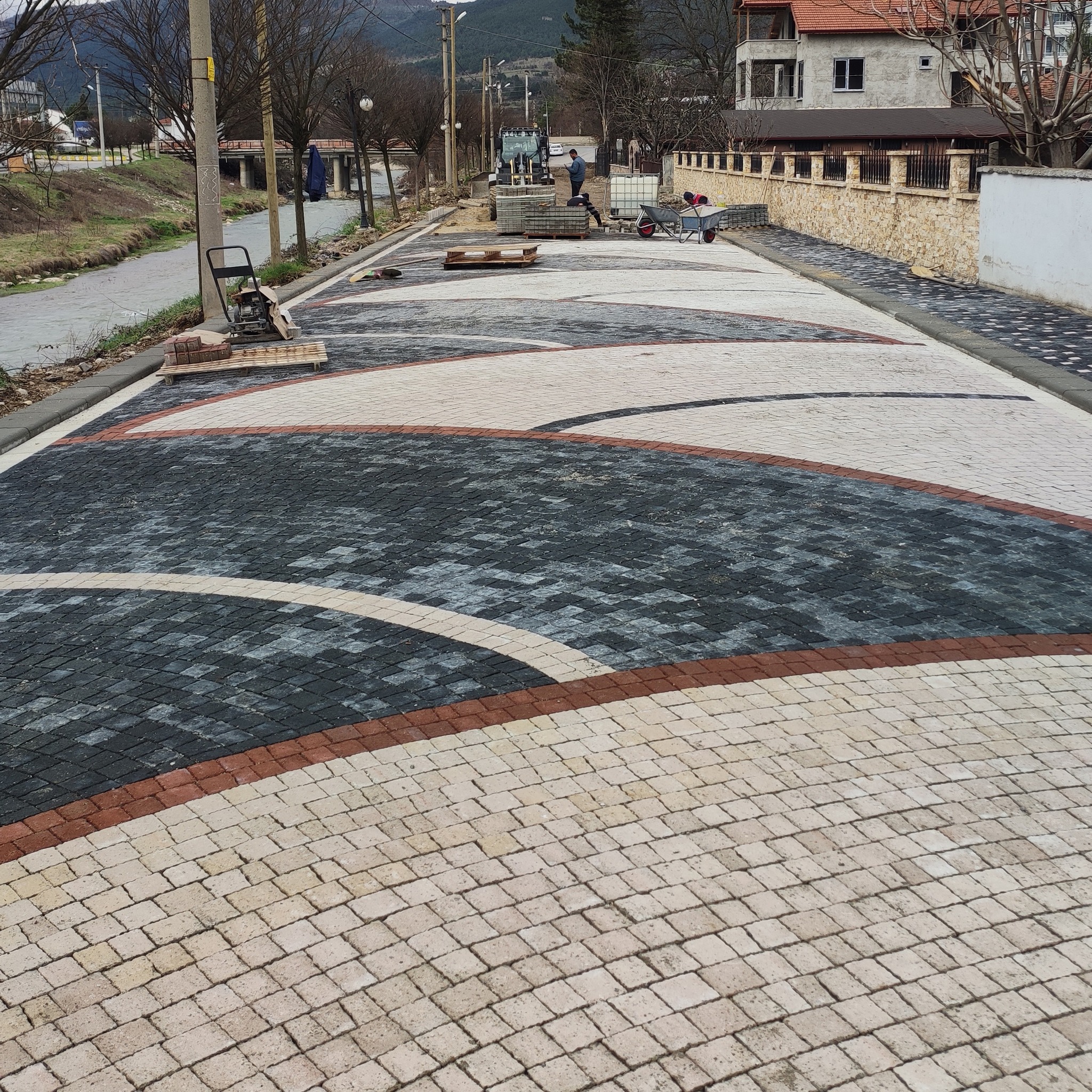 Mengen Belediyesi Yol Yenileme Seferberliği Başlattı 6 495450130 1133101615524768 3303199499489539345 n