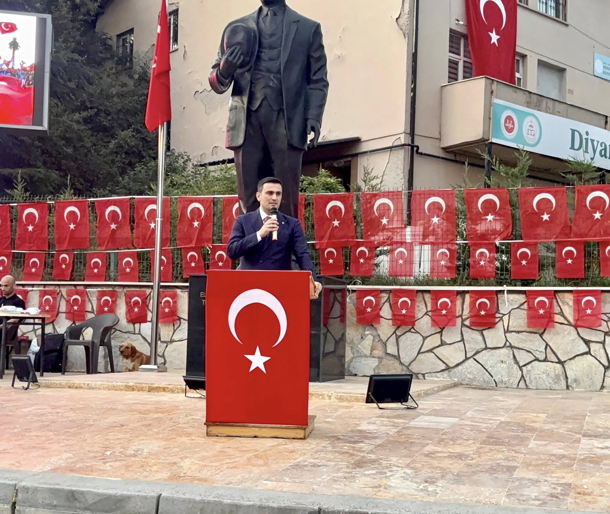 Mengen’de 15 Temmuz Demokrasi ve Millî Birlik Günü programı düzenlendi 5 518138152 1076417211251191 4551603188603636732 n