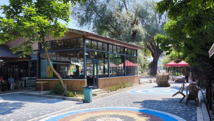 Cumhuriyet Şehir Parkı  Yenileniyor