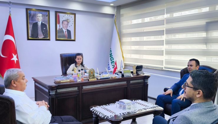 Mengen’de 23 Nisan Coşkusu; Makamlar Çocuklara Emanet Edildi