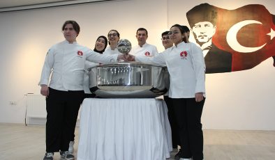 Mengen’de Lezzet Yolculuğunun Yeni Ustaları Mezun Oldu; Kepçeler Devredildi