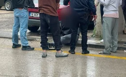 Kendisini uyaran polise saldıran yabancı uyruklu şüpheli gözaltına alındı