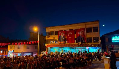 İLÇEMİZDE 15 TEMMUZ DEMOKRASİ VE BİRLİK GÜNÜ ANMA PROĞRAMI DÜZENLENDİ