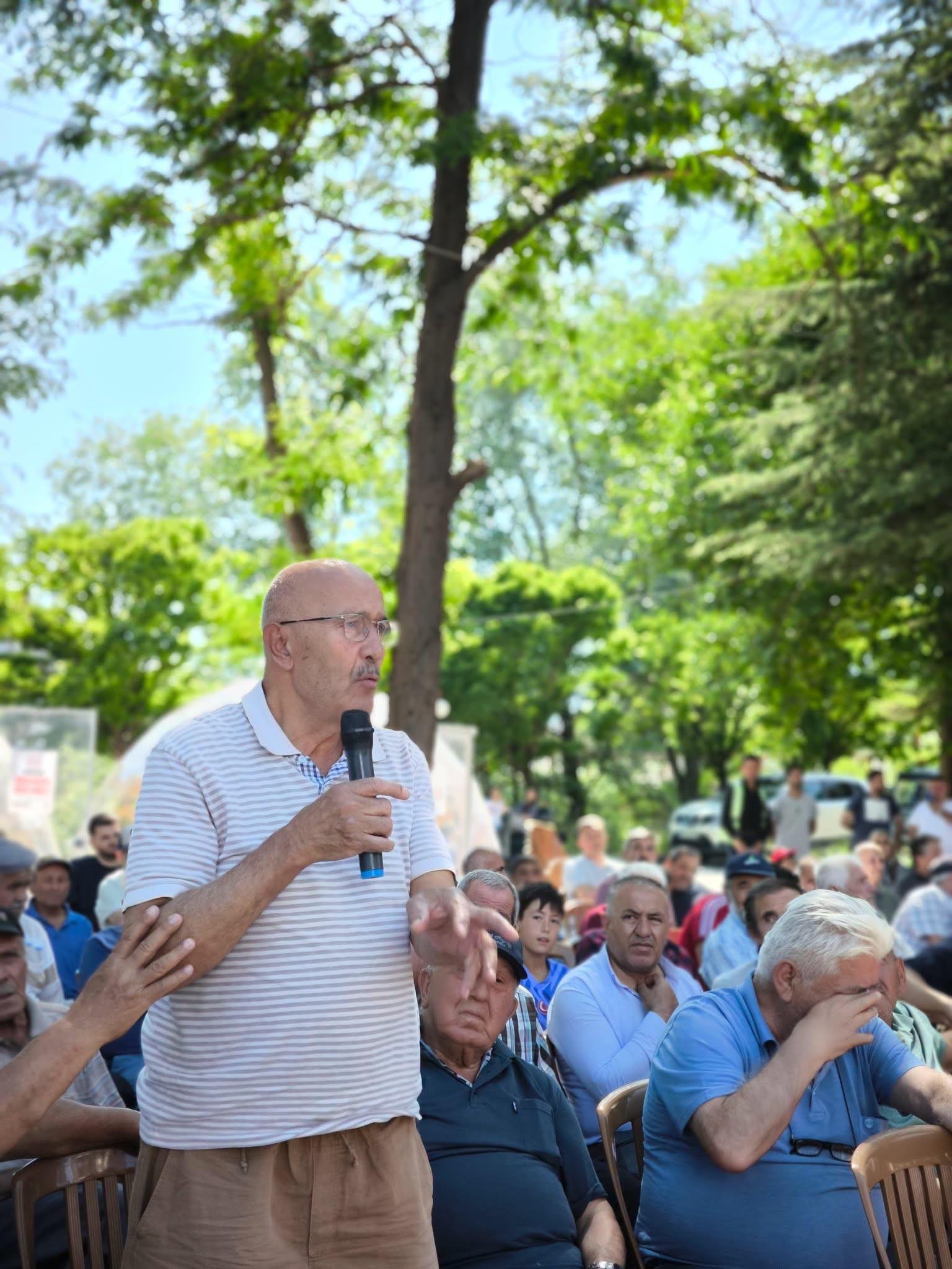 Mengen’de Halkla Buluşma: Başkan Vural Turan Soruları Yanıtladı 6 mengenbelediyesi halk toplantisi3