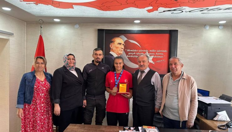 Nidanur Bostancı Balkan Şampiyonası’ndan Bronz Madalyayla Döndü